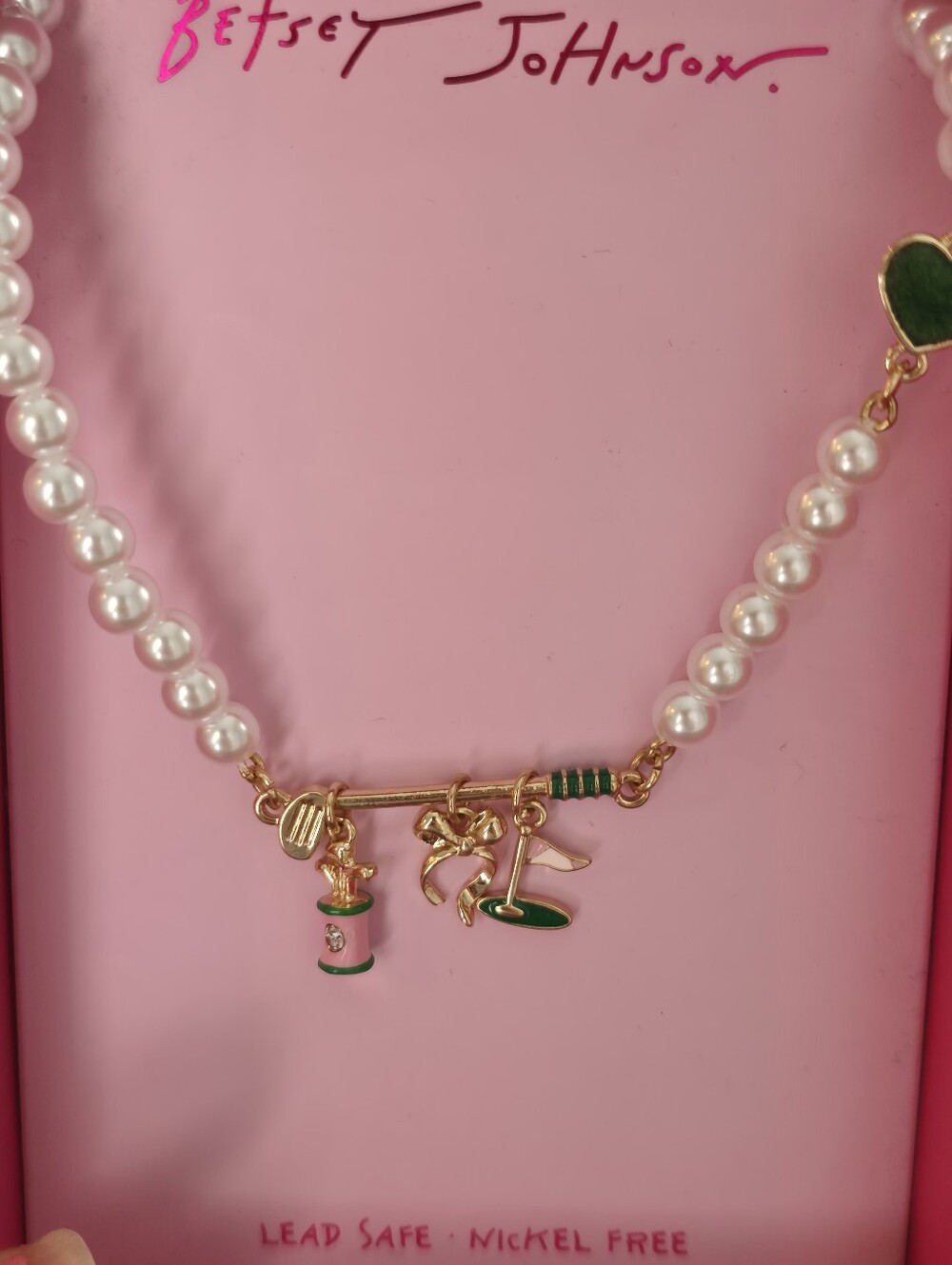 Viral Betsey Johnson White Pearl Neklace With Gold Inspired Charms
